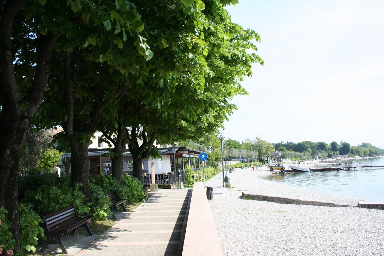 Moniga del Garda Graziosa Al Portoヴィラ エクステリア 写真