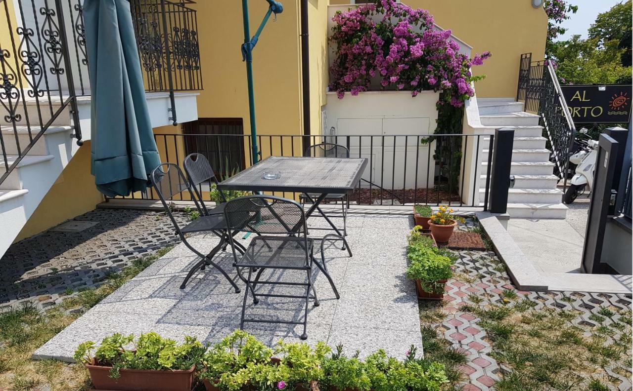 Moniga del Garda Graziosa Al Portoヴィラ エクステリア 写真